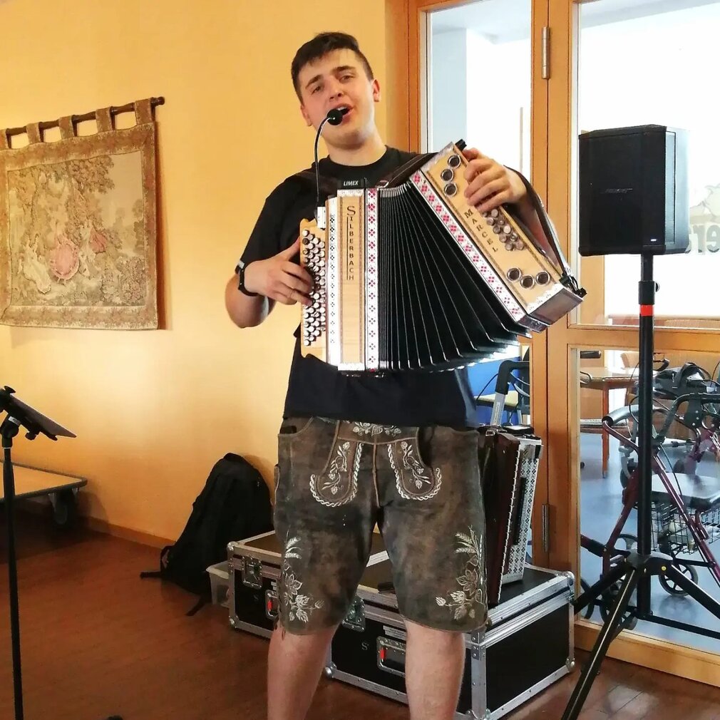 Musiknachmittag mit Musikern und Publikum